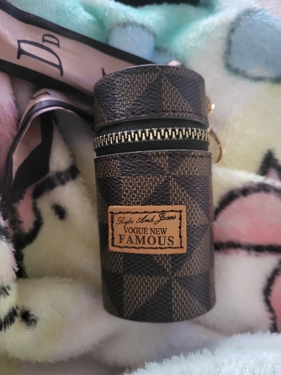 Source Unknown Handbags - Vogue Brown Geometric Cylinder Lipstick Holder with Brown Scarf Accent